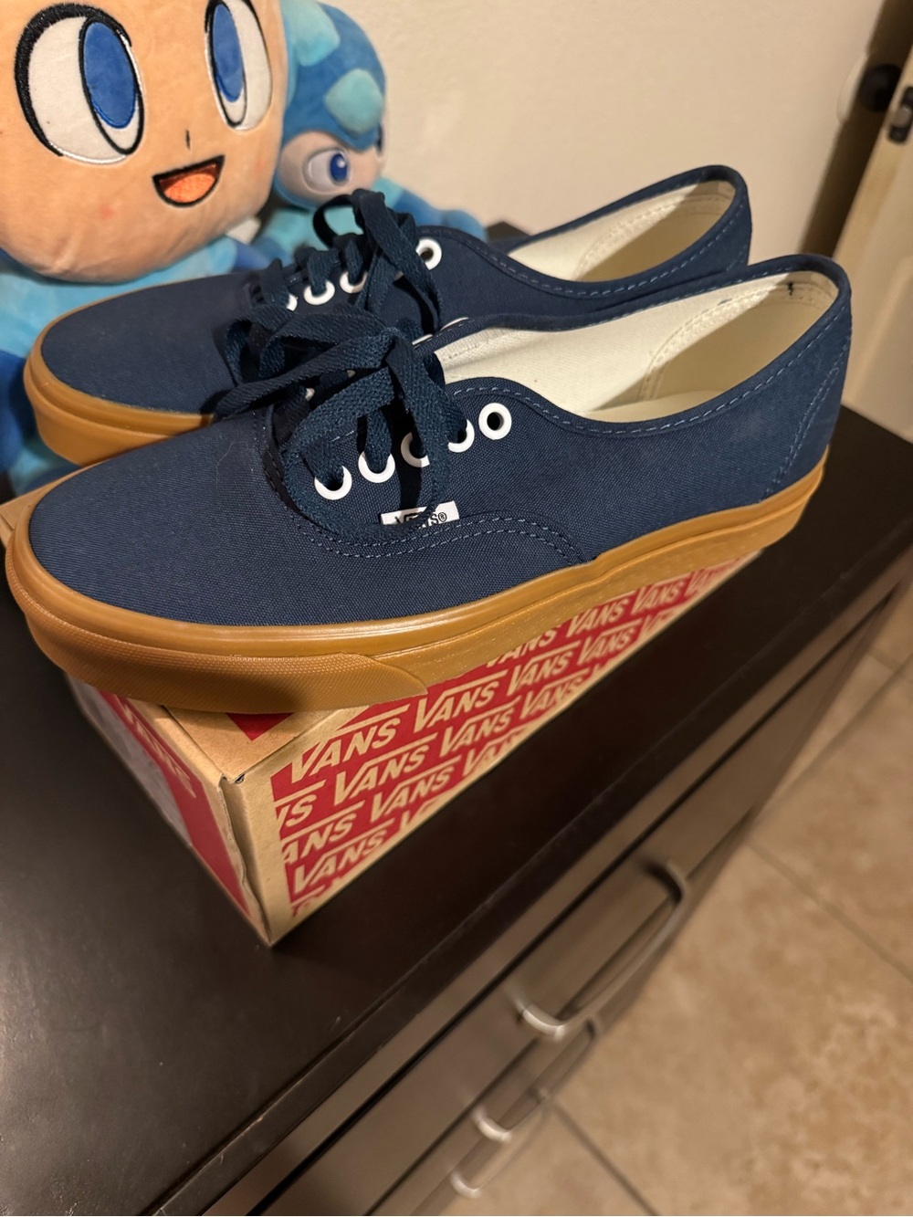NEW Vans Authentic Casual Sneakers in Reflecting Pond and Gum Sole